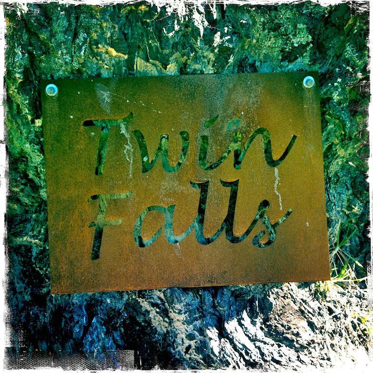 Twin Falls Bush Cottages Fitzroy Falls 객실 사진
